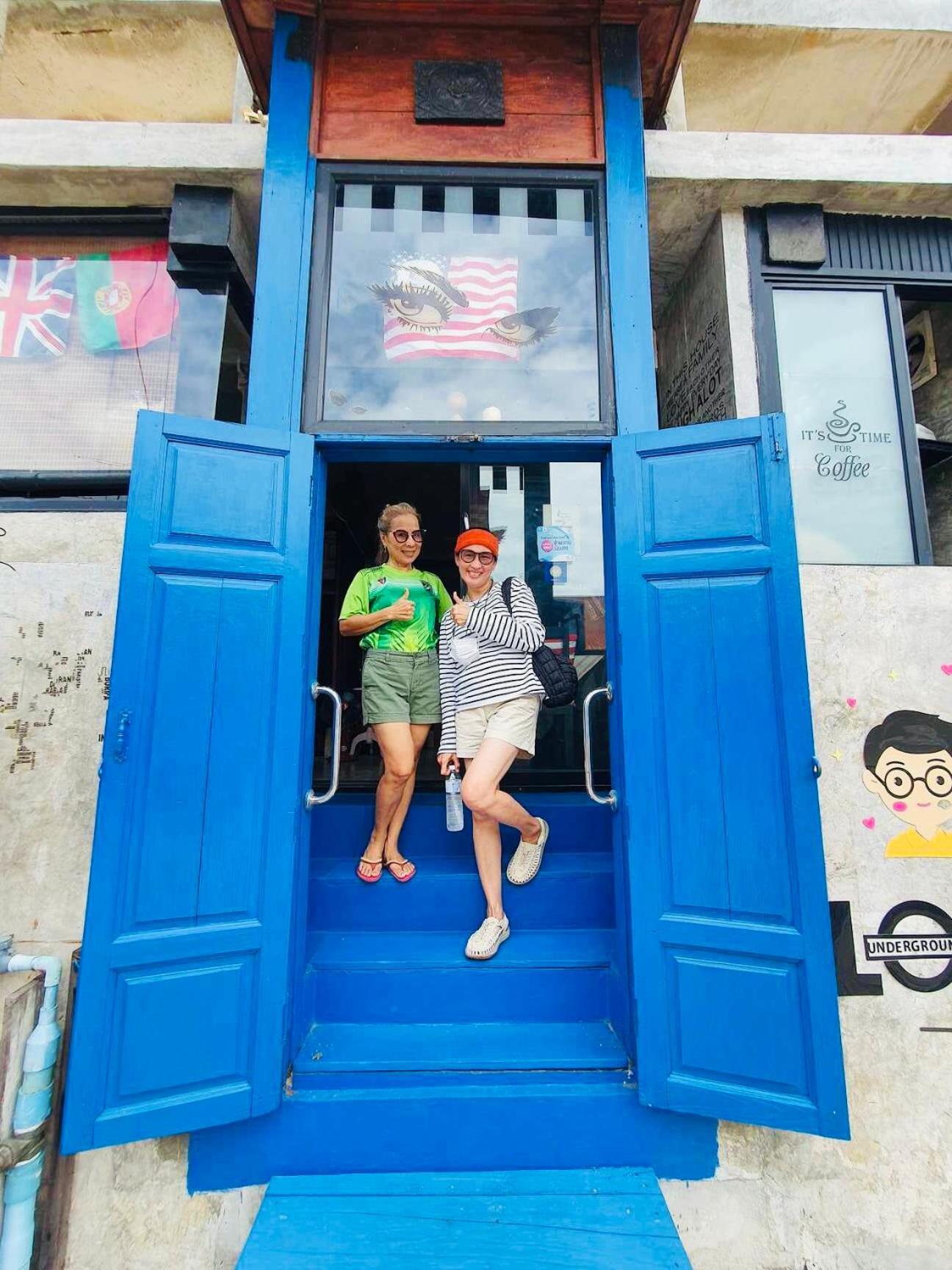 Solarcell Walking Street Homestay - โซล่าเซลล์ถนนคนเดินโฮมสเตย์ Ban Nong Nam Khan Exteriör bild