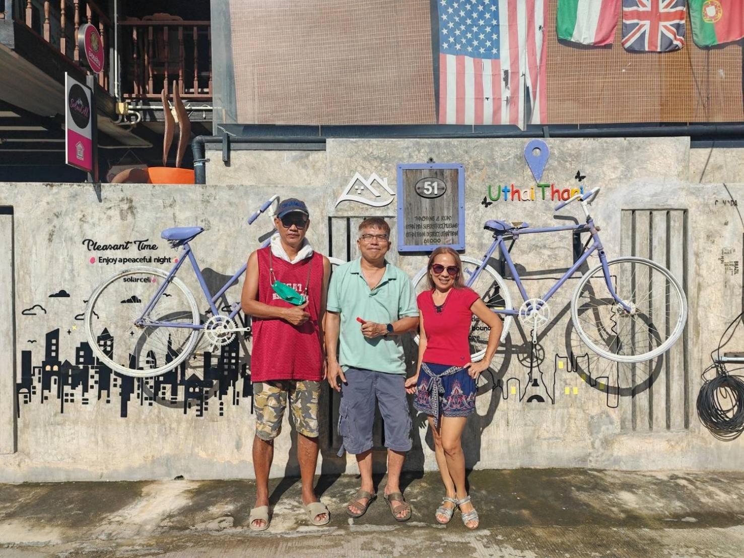 Solarcell Walking Street Homestay - โซล่าเซลล์ถนนคนเดินโฮมสเตย์ Ban Nong Nam Khan Exteriör bild
